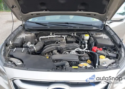 2020 Subaru Outback Premium z USA, uszkodzony, nr VIN 4S4BTACC5L3263126